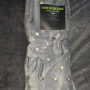 Glow in the Dark Plush Throw Blanket with Cats